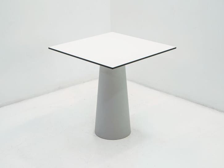 Kantinetafel; Moooi Container, Huis en Inrichting, Tafels | Eettafels, Gebruikt, Ophalen of Verzenden
