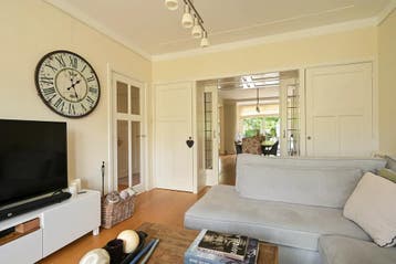 Te huur: Huis Van Zuylen van Nijeveltstraat in Wassenaar, Huizen en Kamers, Wassenaar, Zuid-Holland