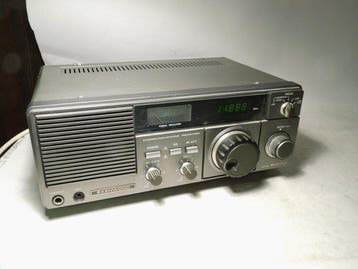 Kenwood - R-600 General Coverage HF Communications Receiver, Nieuw