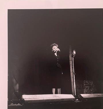 Jean Ribière (1922- 989) - Edith Piaf sur scène, Collioure