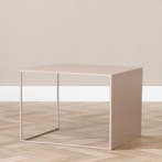 50% Korting: Bijzettafel Gianni metaal taupe 40 cm hoog, Ophalen, Zo goed als nieuw, Rechthoekig, Scandinavisch, Modern