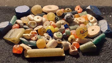 Oudegyptisch naar Romeins Glas meer dan honderd oude kralen, Sieraden, Tassen en Uiterlijk