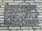 Architectonisch ornament - Charmante gietijzeren deurmat met