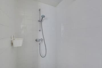 Te Huur 1 Appartement Bos en Lommerplantsoen In Amsterdam, Direct bij eigenaar, Appartement, Amsterdam, Amsterdam