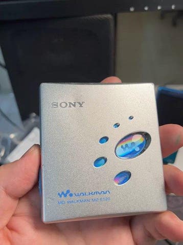 Sony - MZ-E520 Draagbare minidisc speler-recorder, Nieuw