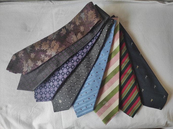 Themacollectie - Luxe merk Ties - Gucci, Zegna, Boggi,, Antiek en Kunst, Antiek | Speelgoed