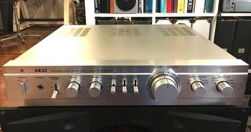 Akai - PS-200C / High-End Stereo Besturing Voorversterker, Nieuw