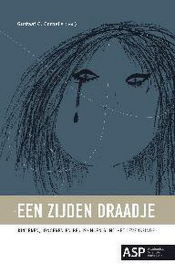 Een zijden draadje 9789054877851, Verzenden, Gelezen