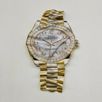 Soyz Bank (1988) - Rolex date just