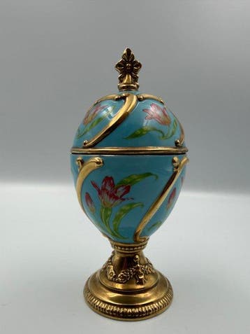 Boîte à musique en porcelaine – House of Fabergé – “Tulip” –