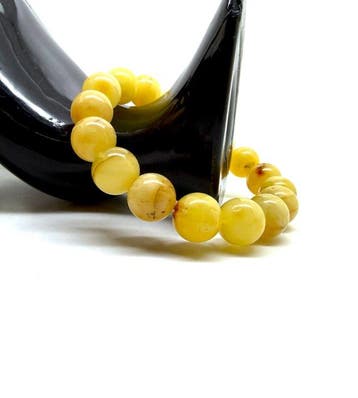 Armband Natuurlijk wit Baltisch amber met hele stenen kralen