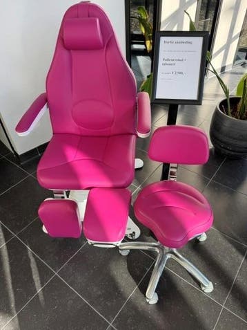 Pedicurestoel + tabouret