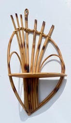 Wandrek - Rattan - Vintage hoeketagère