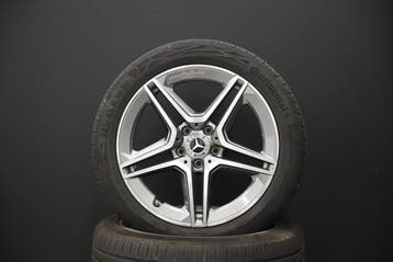 Velgen Mercedes-Benz A/CLA-Klasse Pirelli Zomerbanden, Ophalen, 18 inch, Gebruikt, Banden en Velgen