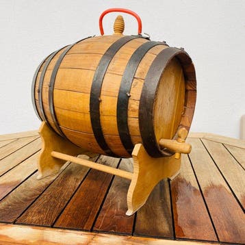 Vat - Hout, Italiaanse acetiera uit de jaren 50.