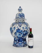De Porceleyne Fles, Delft - Vaas - Aardewerk - H. 62cm / D.