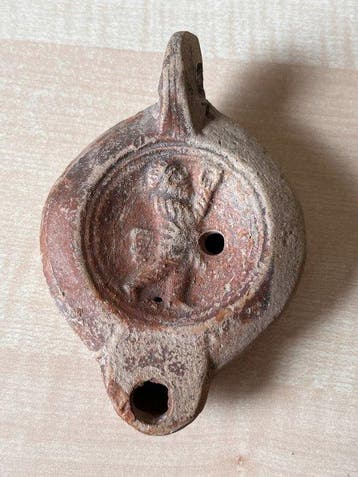 Oud-Romeins, Keizerrijk Terracotta Romeinse olielamp (Zonder