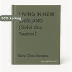 LIVING IN NEW ENGLAND (Solvi dos Santos) 9781840911282, Verzenden, Gelezen, Solvi Dos Santos