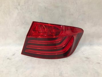 BMW 5 F10 LCI 13-16 rechter LED achterlicht USA, Verzenden, Gebruikt