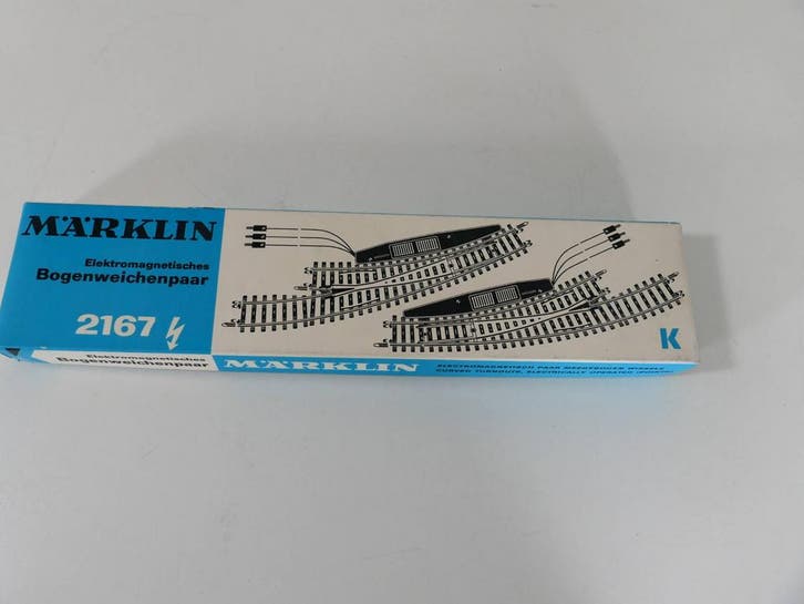 Schaal H0 Märklin 2167 electromagnetisch paar meegebogen..., Hobby en Vrije tijd, Modeltreinen | H0, Wisselstroom, Analoog, Gebruikt