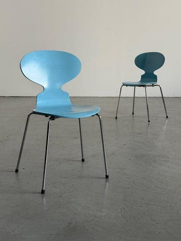 Fritz Hansen - Arne Jacobsen - Stoel (2) - Ant - Hout, Staal