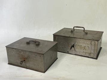 Brandkast (2) - Smeedijzer - vintage geldkisten, Antiek en Kunst