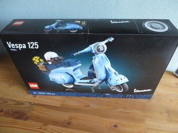 Lego Set - 10298 - Icons - Vespa 125, Nieuw