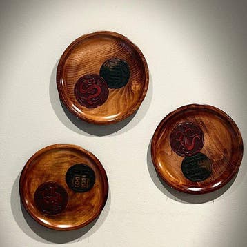 Uj-bori -  - Uj-bori Lacquer-Carved Wall Plates -