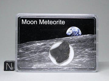 Maanmeteorit Smeltbreccie, volledige doorsnede NWA 15533 -