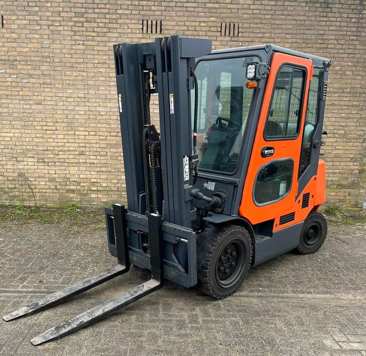 Doosan 3tons cabine LPG uitv G30P-5 hh4750 triplo inst04613, Zakelijke goederen, Machines en Bouw | Heftrucks en Intern transport