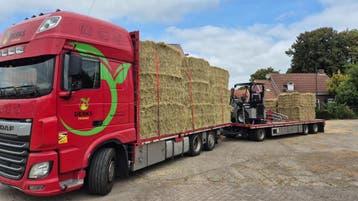 Grote balen Weidehooi ±450kg (120x90x240) | Incl. Transport, Dieren en Toebehoren, Ophalen of Verzenden, Vee