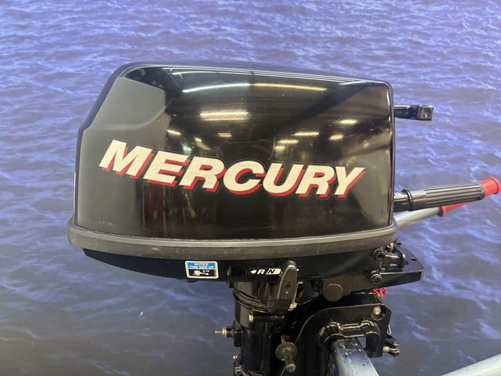 Mercury 6 pk langstaart | Zo goed als nieuw | 1e eigenaar!, Watersport en Boten, Buiten- en Binnenboordmotoren, Buitenboordmotor