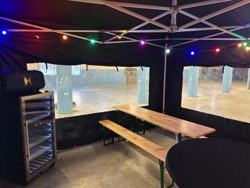 Te huur 4x4 partytent huren voor +/- 20 personen!, Zo goed als nieuw, Overige