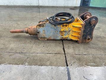 Veiling: Hydraulische Hamer Arrowhead 2002, Ophalen