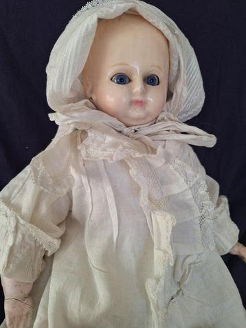Unknown Manufacturer - Pop - Wax Over Composition Shoulder