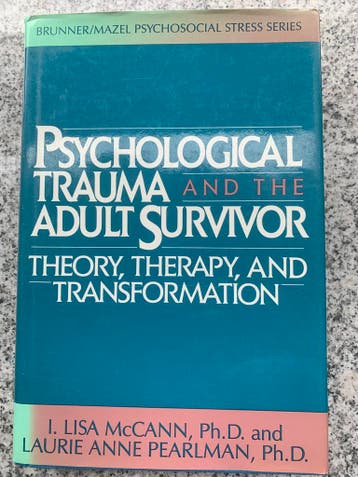 Psychological trauma adult survivor, Boeken, Gelezen, Verzenden, Persoonlijkheidsleer, Lisa McCann