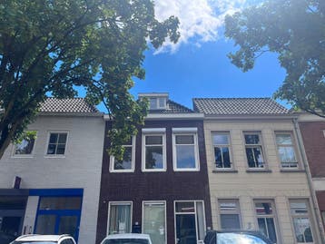 Appartement te huur in Breda - 90 m² - 2 kamer(s) - 2 kamers, Huizen en Kamers, Appartement, Breda, Noord-Brabant