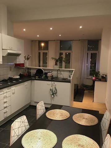 Te Huur Studio Atjehstraat In Rotterdam, Huizen en Kamers, Kamers te huur, 20 tot 35 m², Rotterdam