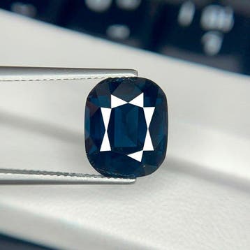 1 pcs Blauw Spinel - 9.50 ct - International Gemological, Nieuw