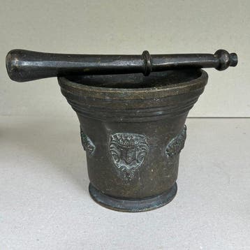 Medisch instrument (2) - Brons - Vijzel Antiek Brons