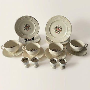 Wedgwood - Dinerborden, Ontbijtborden, Soepkommen met één