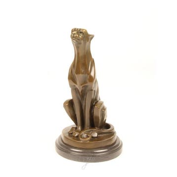 A BRONZE SCULPTURE OF A SITTING CHEETAH (Interieur), Verzenden, Nieuw