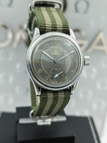 Omega - Military WW2 - Bullseye Dial - Cal. 23.4 - Zonder, Nieuw