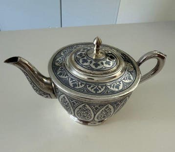 Pot - .875 (84 Zolotniki) zilver - Niello massief zilver