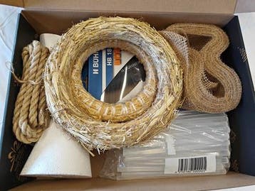 Kerstpakket startpakket hobby en bloemschikken lijmpistool, Ophalen of Verzenden, Nieuw