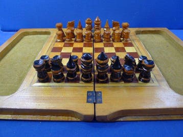 jeu déchecs Russe 1950-echiquier coffret en marqueterie, Antiek en Kunst, Curiosa en Brocante