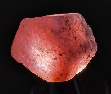 Prachtige, zeldzame padparadscha saffier, 27.15ct, uniek
