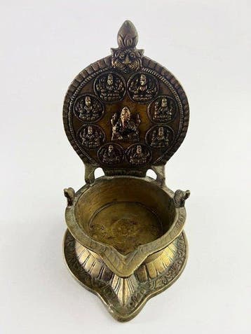 Zuid-Indiaas messing Ashtalakshmi diya-olielamp - Messing -