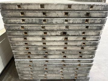 Oersterke Massieve Kunststof SteenSchotten met C-profiel, Toebehoren