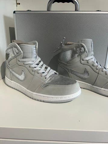 Nike - Air Jordan 1 High - Sneakers - Maat: EU 43 - Nieuw, Kleding | Heren, Schoenen, Nieuw